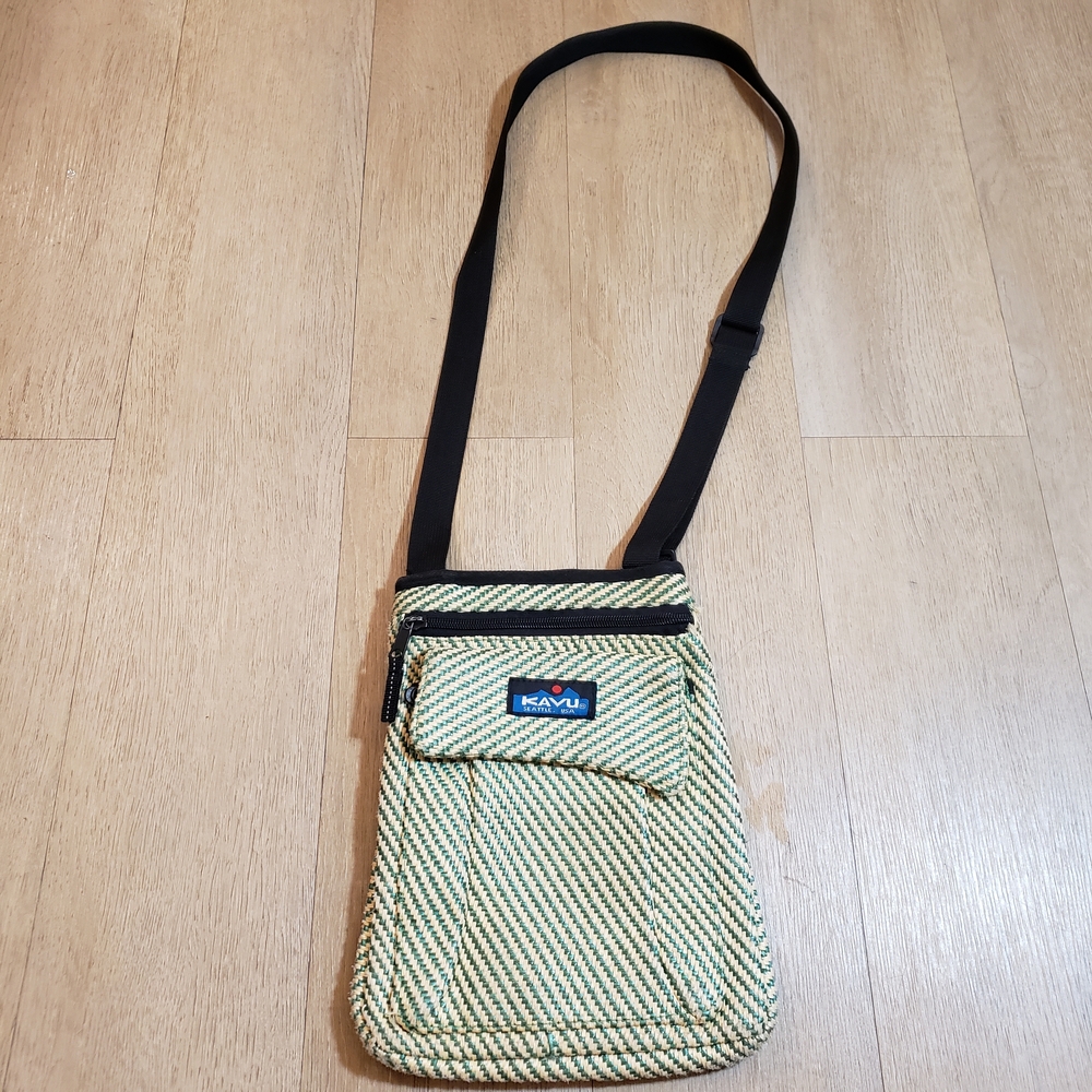 KAVU Woven Striped Green & Tan Bag Made In Seattle Fun Summer Bag Green Biege